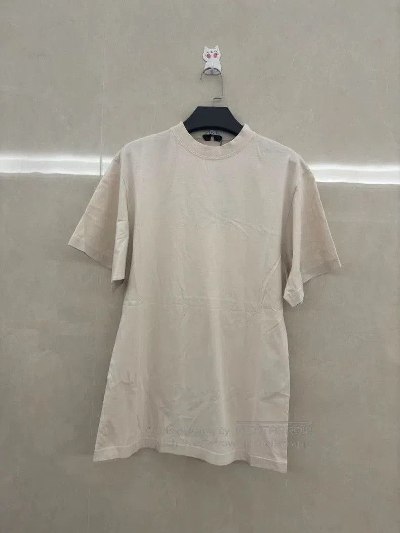 Balenciaga Balenciaga Back Letter Short Sleeve Tee. Size US S / EU 44-46 / 1 - 1 Thumbnail