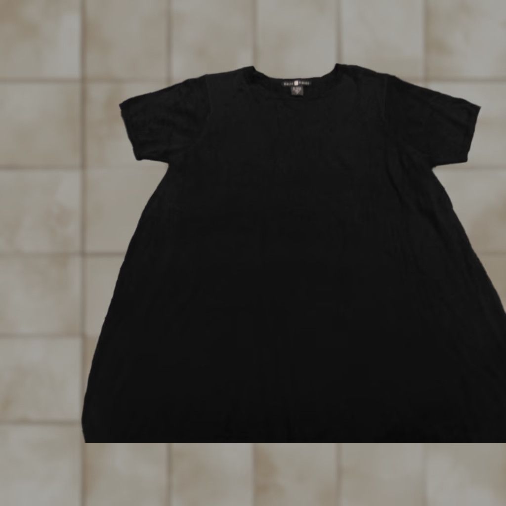 Asics Belly Basics Blouse Women L Black Cap Sleeve Crew Neck Pullover Stretch Casual Regular Size L Size L / US 10 / IT 46 - 1 Thumbnail