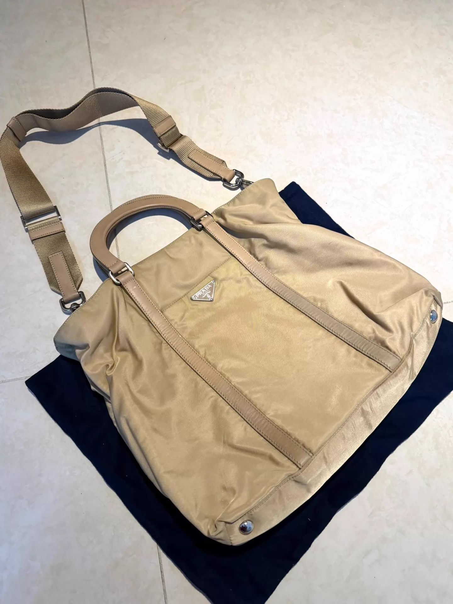 Prada Prada Logo Zip Crossbody Teal Vitello Daino NylonLeather Size ONE SIZE - 1 Thumbnail