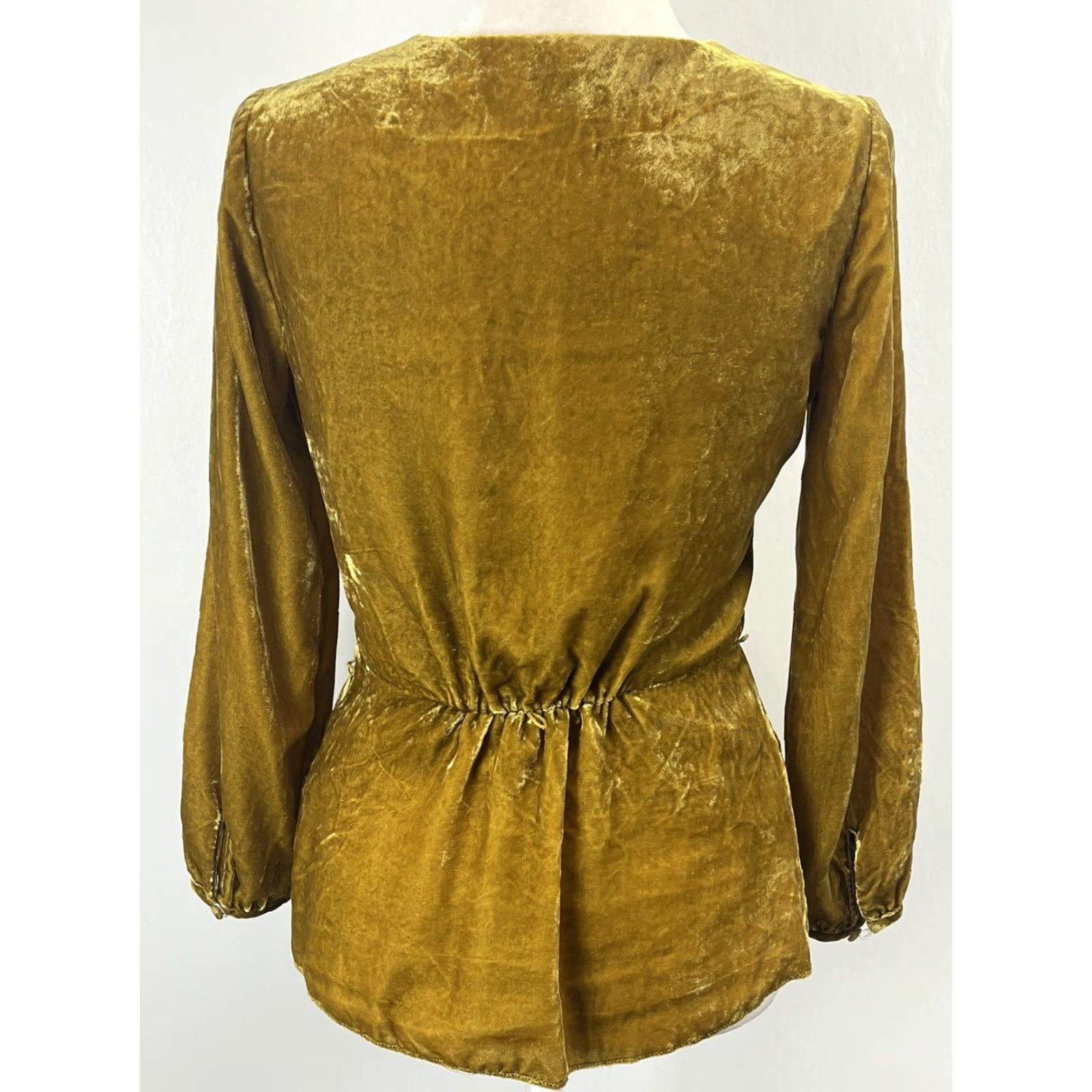 J.Crew J.CREW Velvet Faux Wrap Blouse Gold Adult Size 0 Long Sleeve V-Neck Womens Size XS / US 0-2 / IT 36-38 - 3 Thumbnail