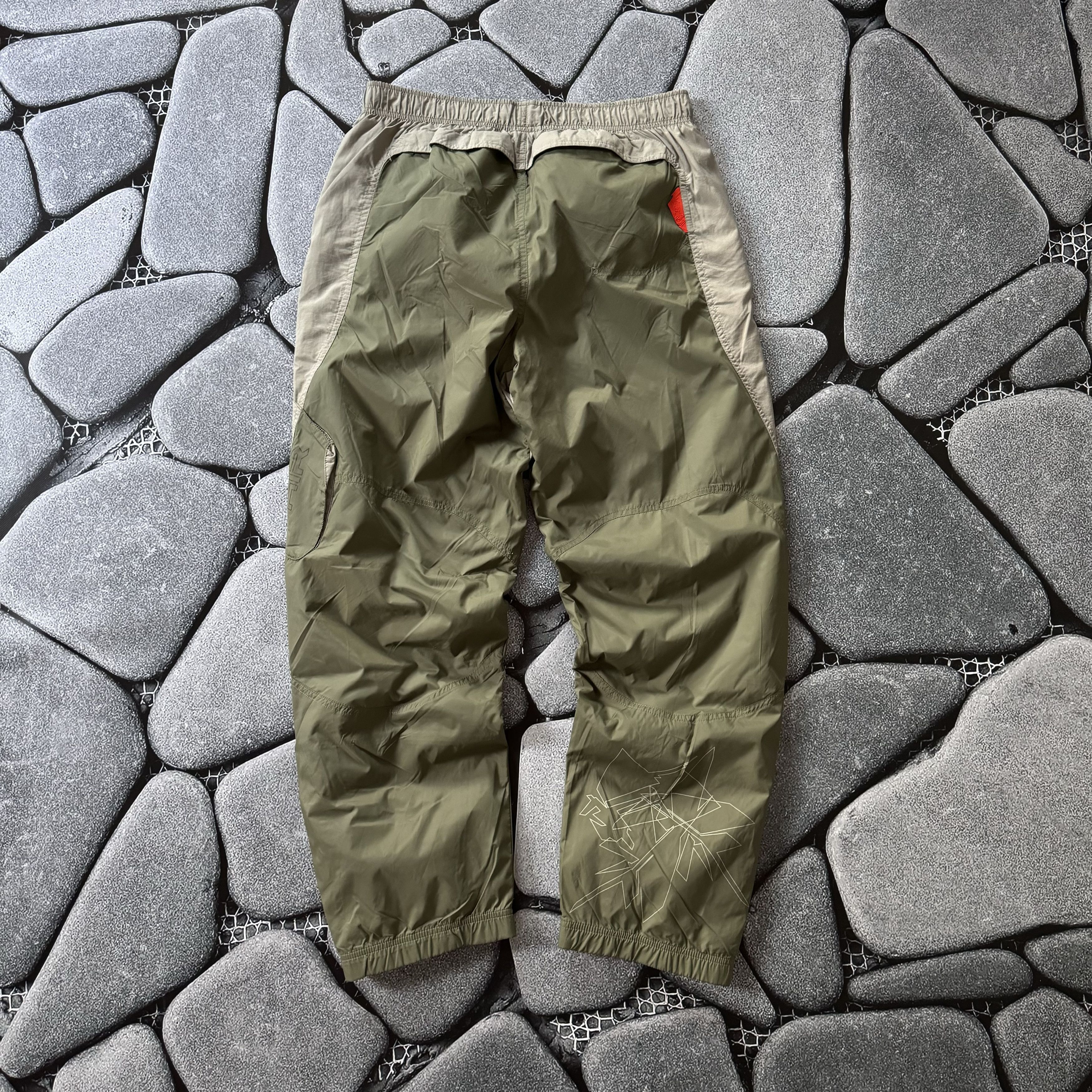 Nike NIKE TRACK VINTAGE PANT LIMITED EDITION Y2K GORPCORE KHAKI Size US 36 / EU 52 - 3 Thumbnail
