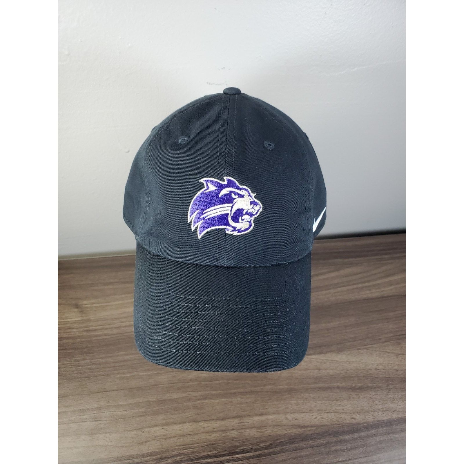 NCAA × Nike Western Carolina Catamounts Hat Cap Swoosh Football Size ONE SIZE - 4 Thumbnail