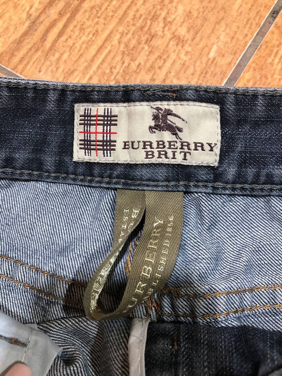 Burberry Burberry Brit Vintage Classic Jeans Denim Pants 90s Size US 33 - 2 Thumbnail