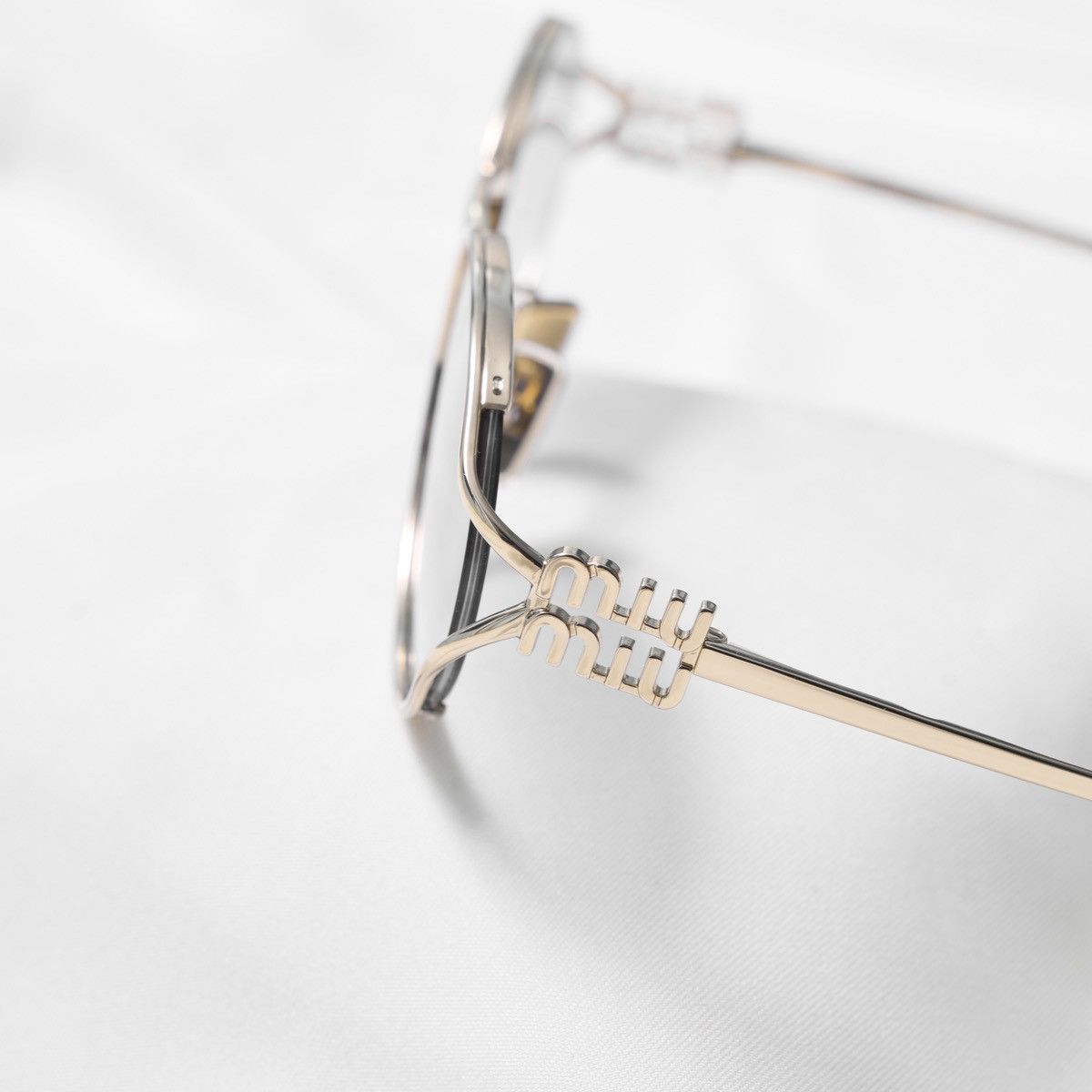 Miu Miu MIU MIU 0MU 52YS ZVN80O SUNGLASSES Size ONE SIZE - 3 Thumbnail