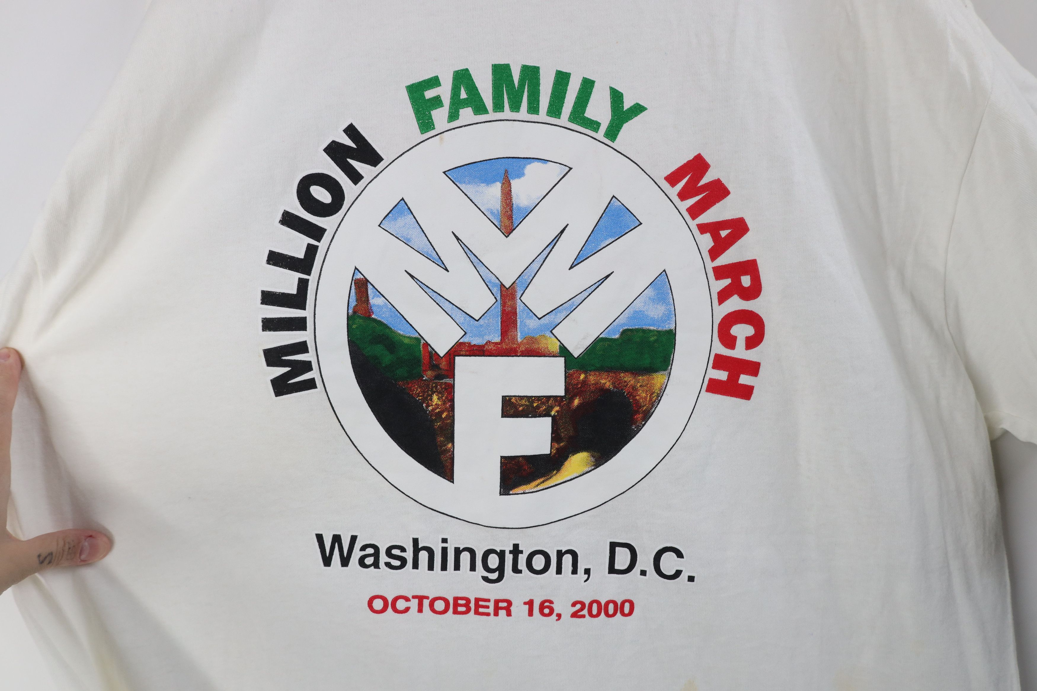Vintage Vintage Y2K 2000 Million Family March Washington DC T-Shirt Size US XL / EU 56 / 4 - 10 Thumbnail