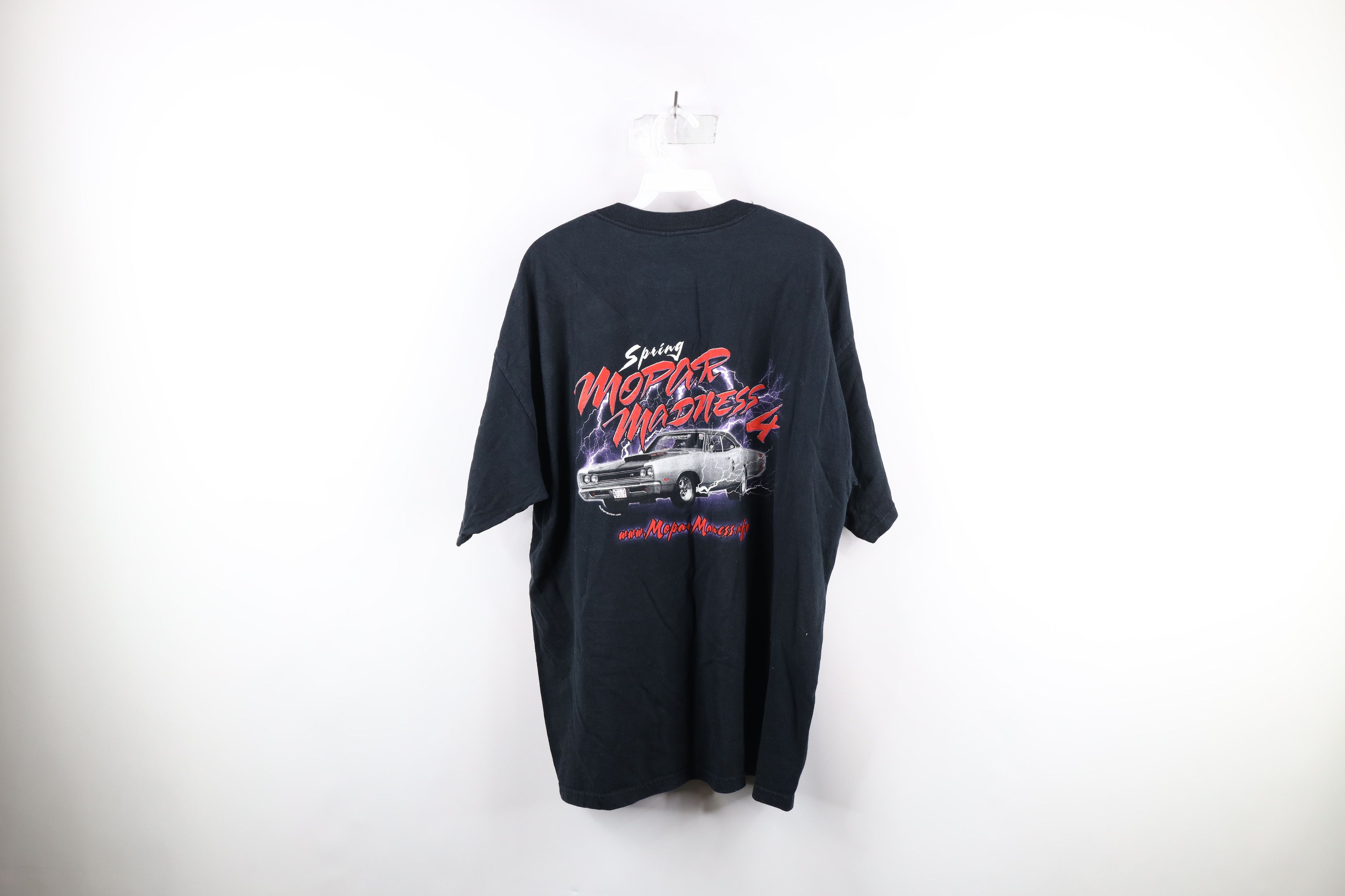 Vintage Vintage Y2K 2006 Out Mopar Racing Virginia Pocket T-Shirt Size US XL / EU 56 / 4 - 9 Thumbnail