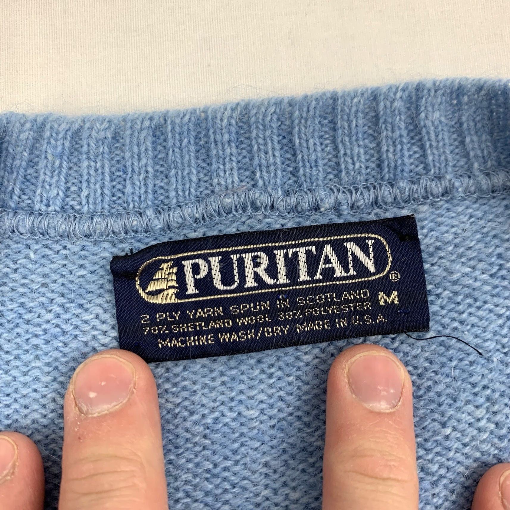 Vintage VINTAGE Puritan Sweater Men Adult Medium Blue Knit Pullover V-Neck Wool Blend 90s Size US M / EU 48-50 / 2 - 3 Thumbnail