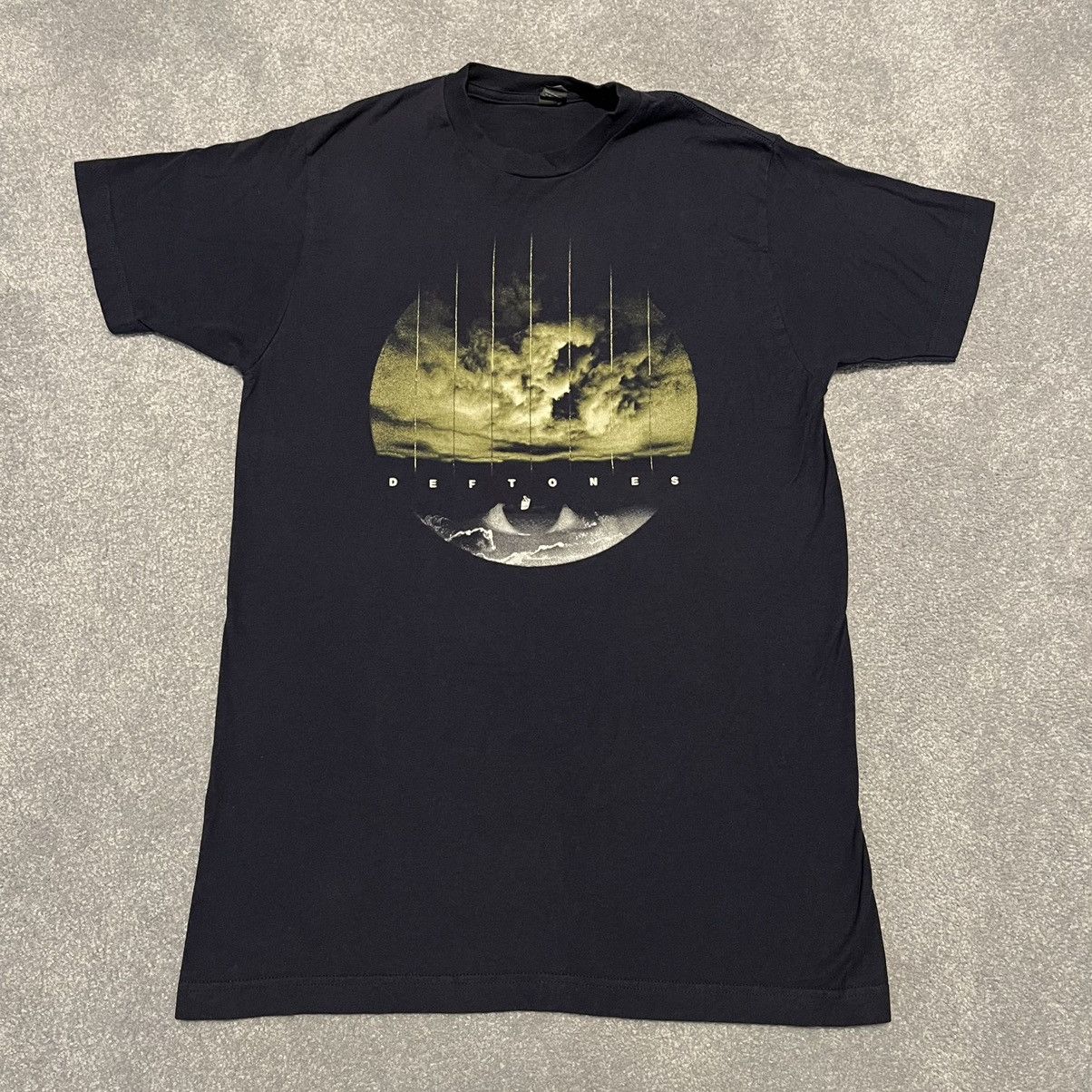 Band Tees × Vintage Vintage Y2K Deftones Eye of the Storm Graphic Logo Band Tee Size US M / EU 48-50 / 2 - 1 Thumbnail