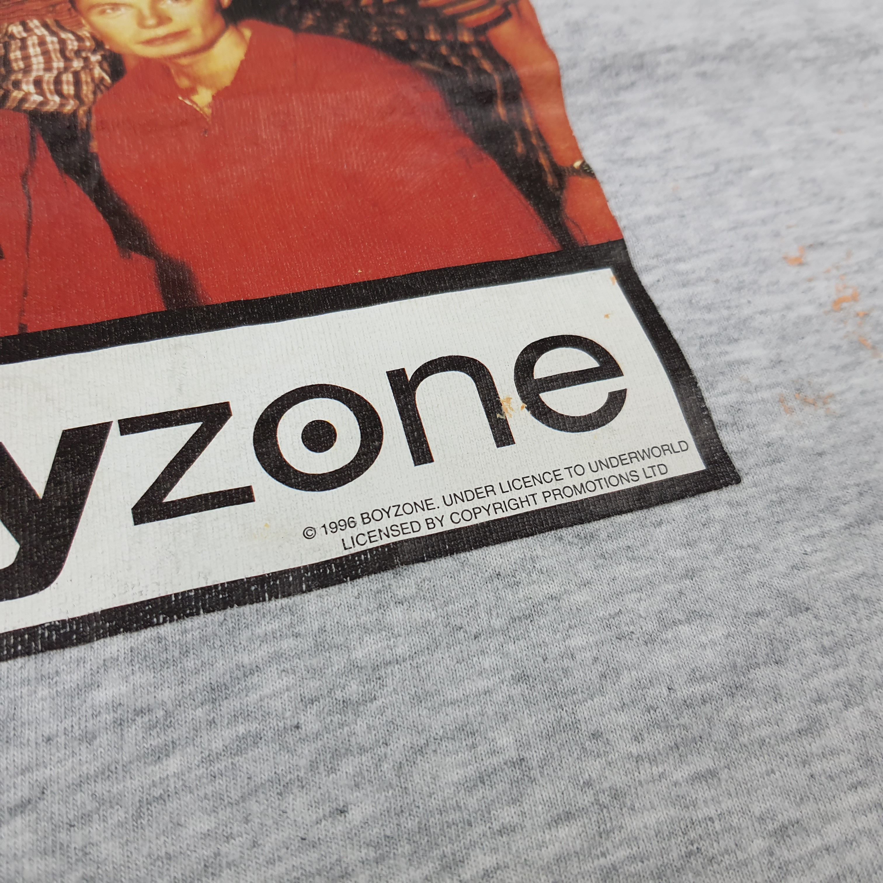 Band Tees × Vintage Vintage Boyzone 90s Anmerican Boy Band Tshirt Size US S / EU 44-46 / 1 - 3 Thumbnail