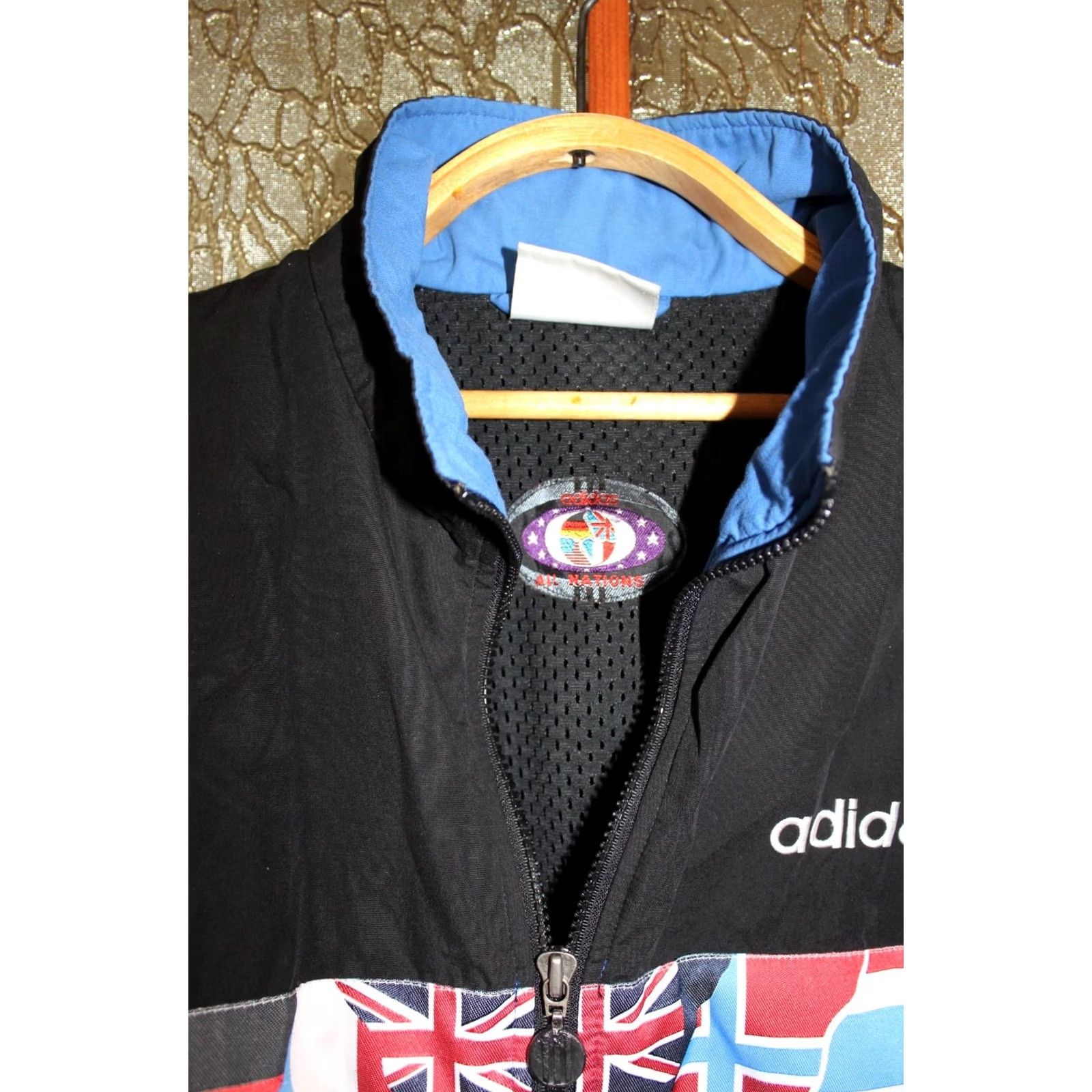 Adidas VINTAGE Adidas Track Jacket Unisex Adults M Blue 1990s All Nations Zip Sleeve Regular 62cm 66-68cm 77cm Size US M / EU 48-50 / 2 - 4 Thumbnail