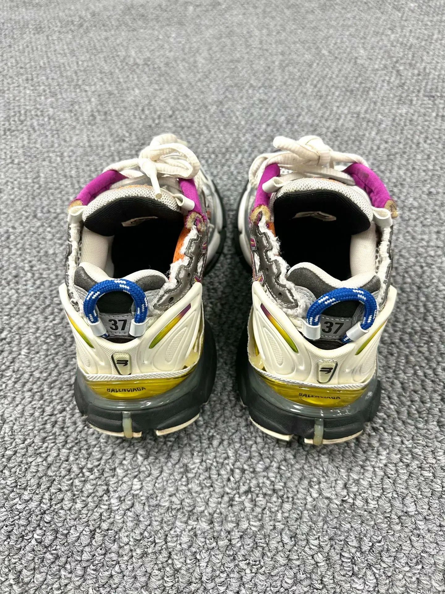 Balenciaga Balenciaga Gray Color Distressed Runner Dad Shoes| Size US 5 / EU 37 - 4 Thumbnail