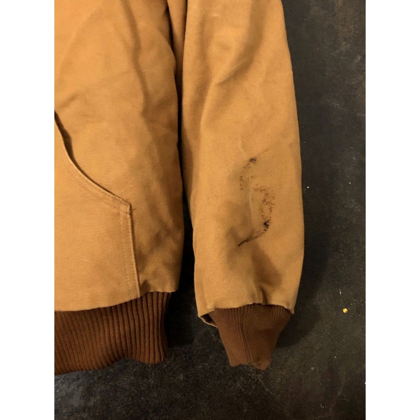 Carhartt VINTAGE Carhartt J140 Hooded Jacket Mens Small Brown Lined Work Coat USA 90s Size US S / EU 44-46 / 1 - 5 Thumbnail