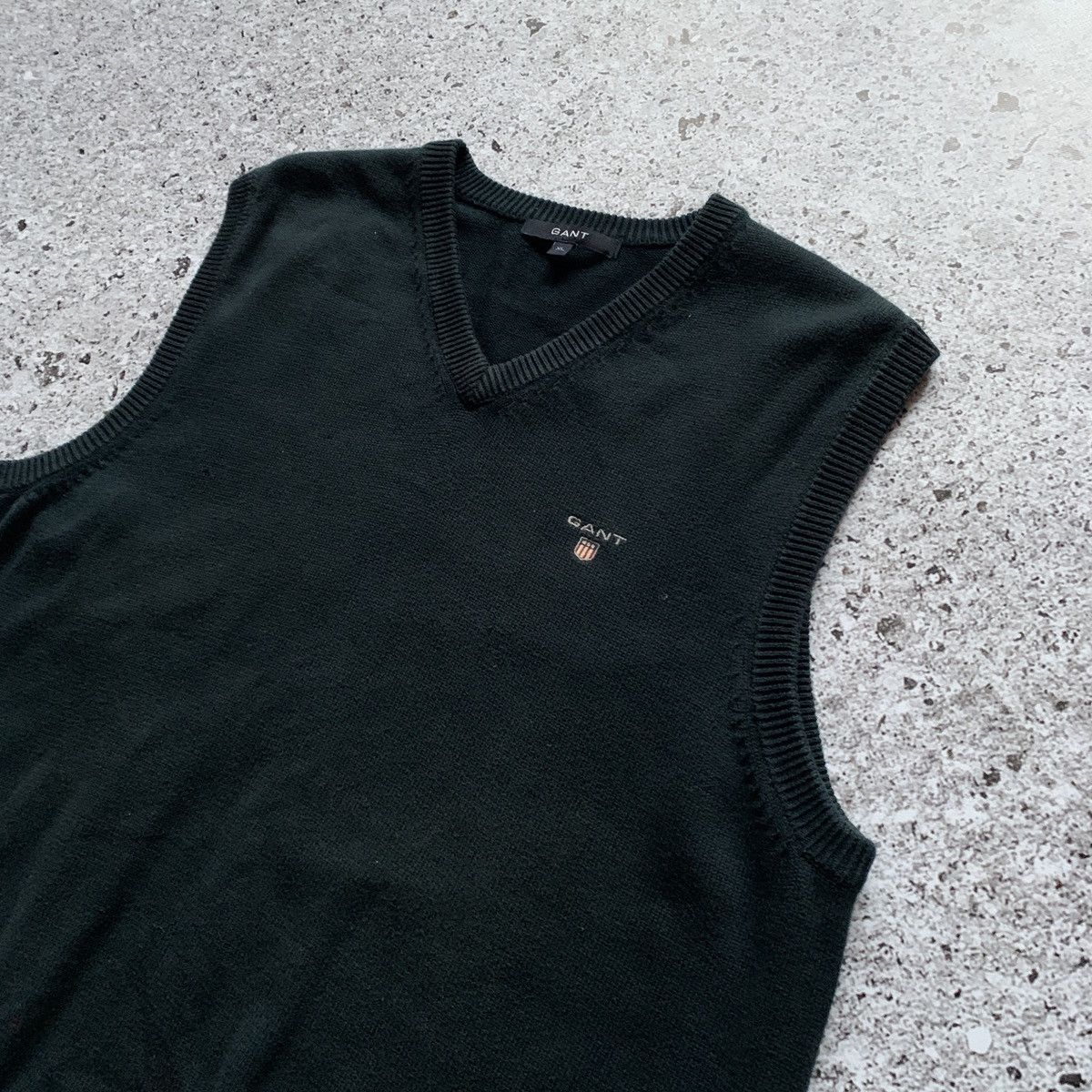 Gant Gant vest knit v-neck cotton vintage Size US XL / EU 56 / 4 - 2 Thumbnail