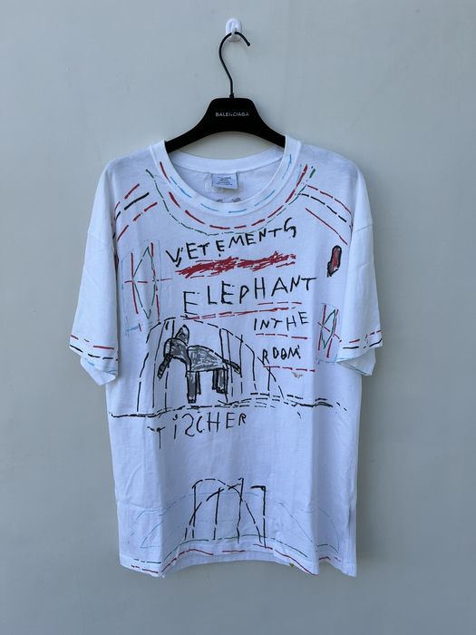 Vetements Vetements 2018AW Elephant Marta T-Shirt | Grailed