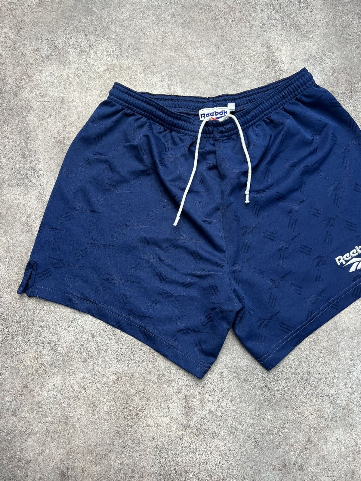 Reebok × Vintage Reebok vintage monogram mini shorts Size US 32 / EU 48 - 2 Thumbnail