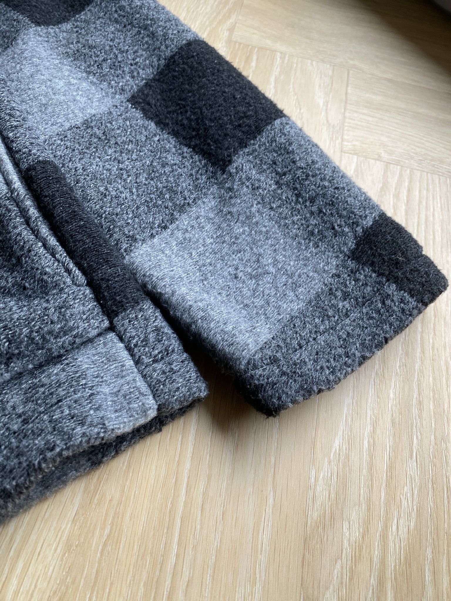 Acne Studios $810 - 50/L - Zip Boxy Jacket - Black/Grey Check Size US L / EU 52-54 / 3 - 14 Thumbnail