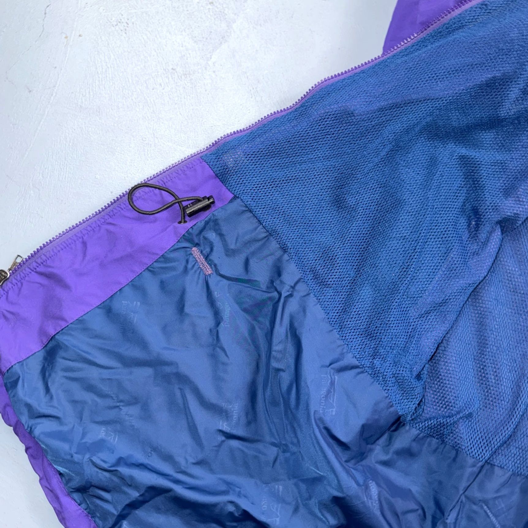 Patagonia VINTAGE Patagonia Hooded Jacket Mens L Purple Windbreaker 90s Rain Parka Zip Size US L / EU 52-54 / 3 - 5 Thumbnail