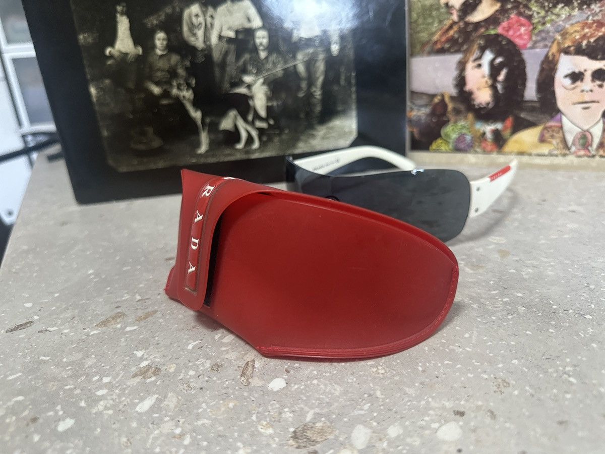 Prada Prada SPS 07F 4AO-1A1 125 vintage Luxury sunglasses Size ONE SIZE - 19 Thumbnail
