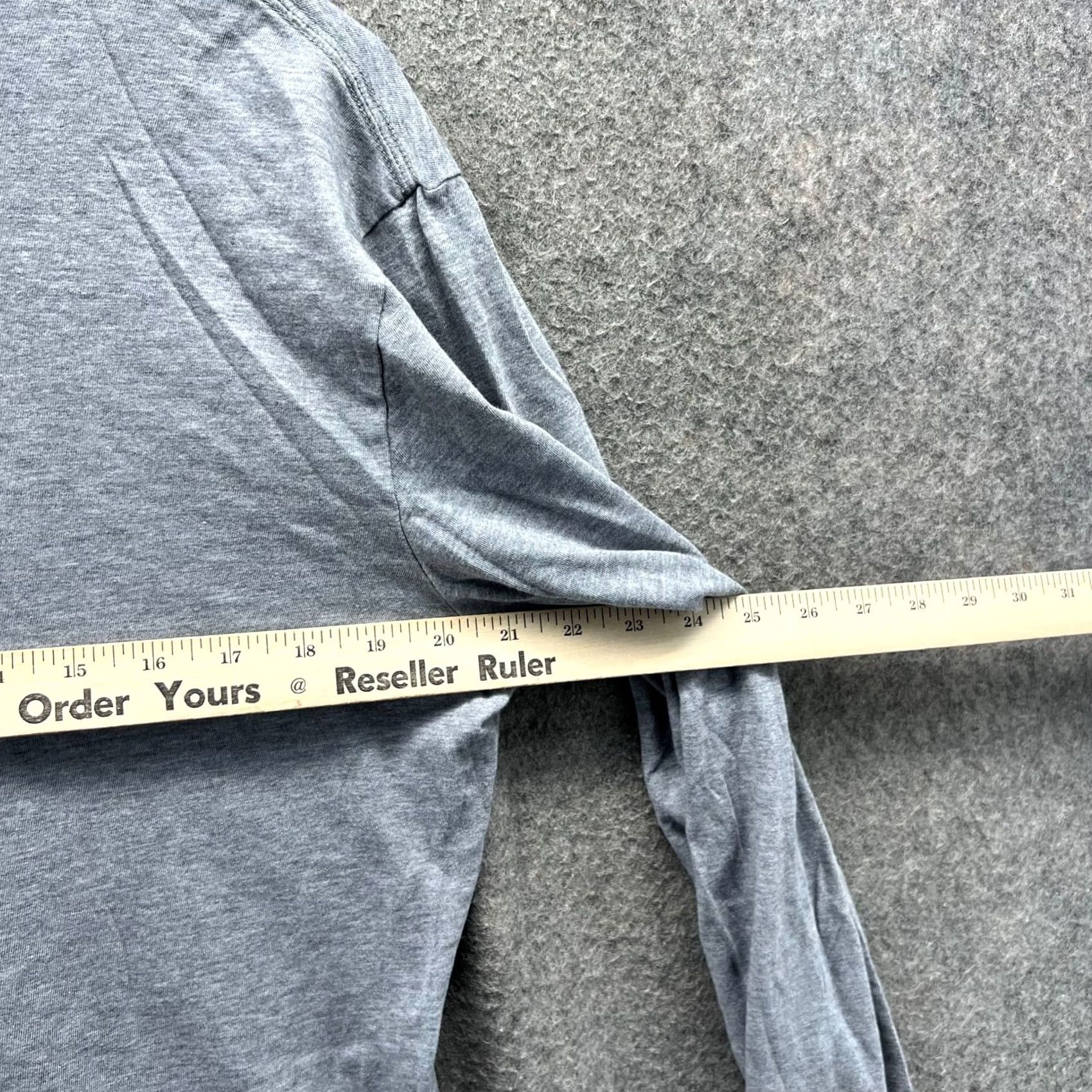 TravisMathew VINTAGE Travis Mathew Shirt Mens Medium Heather Gray Long Sleeve Crewneck Fleece Tee Size US M / EU 48-50 / 2 - 3 Thumbnail