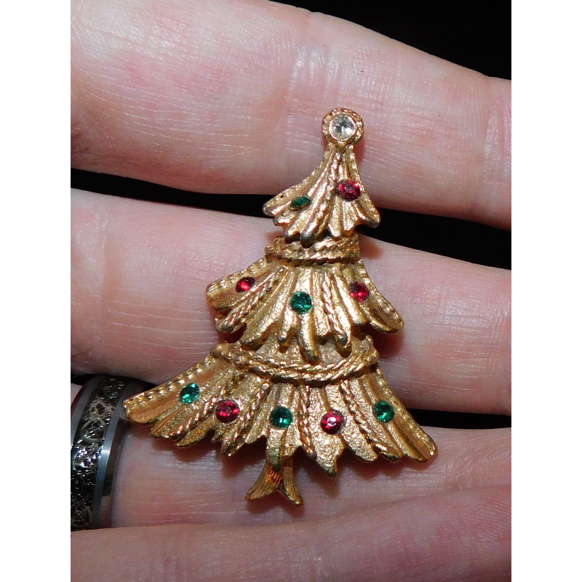Other Vintage Gold Christmas Tree Brooch With Rhinestones Size ONE SIZE - 1 Thumbnail