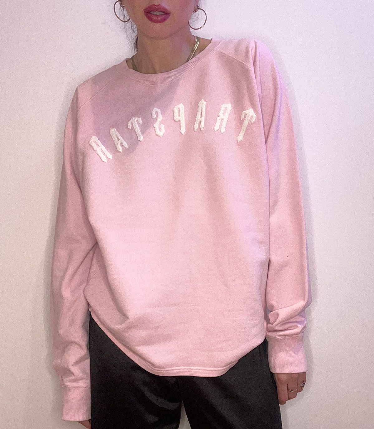 Trapstar London Trapstar London Pink Crewneck Sweatshirt XXL Size US XXL / EU 58 / 5 - 2 Thumbnail