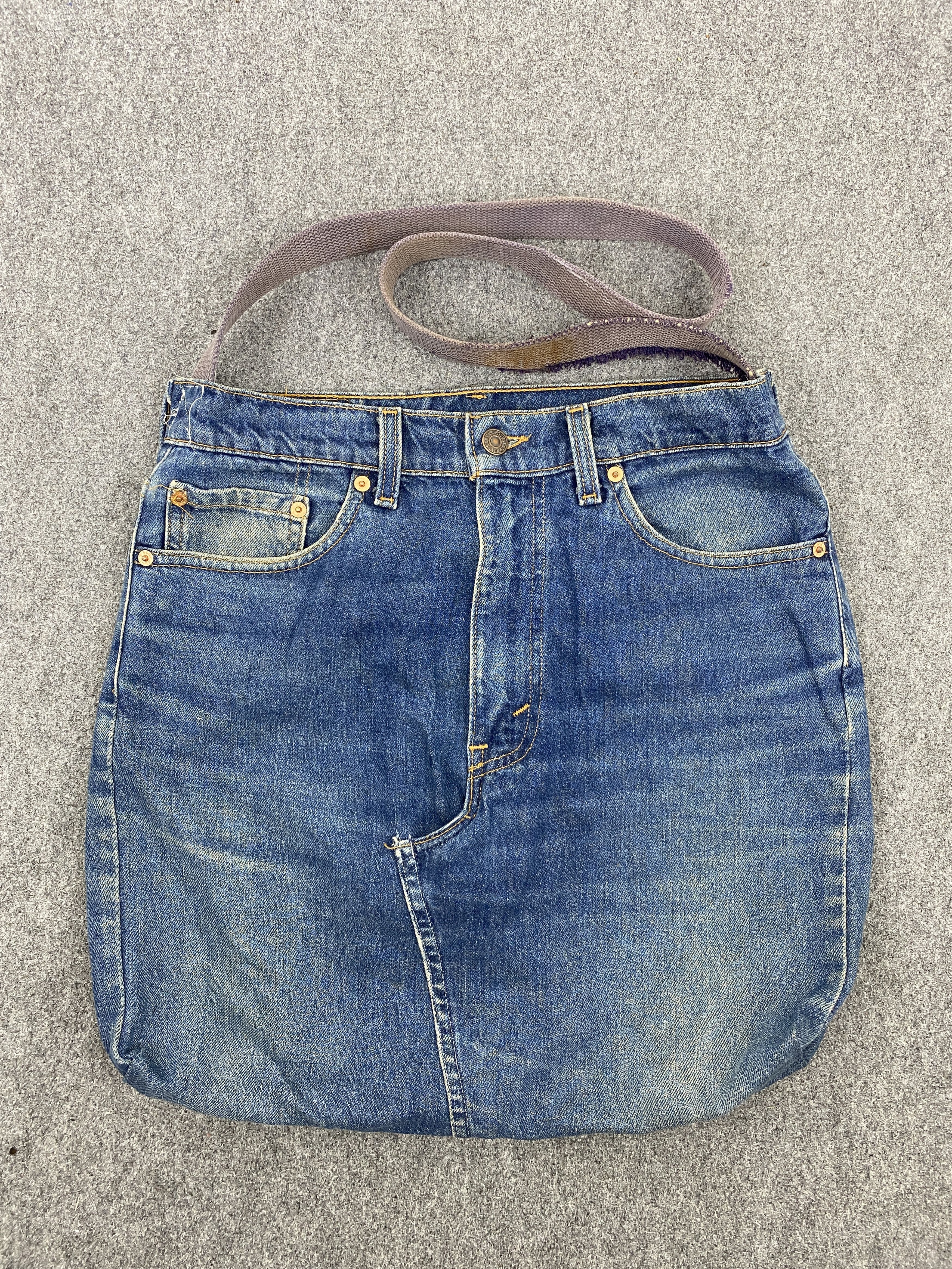 Handmade × Levi's × Vintage Vintage Levi's Jeans Custom Handmade Cossbody Bag BG0105 Size ONE SIZE - 3 Thumbnail