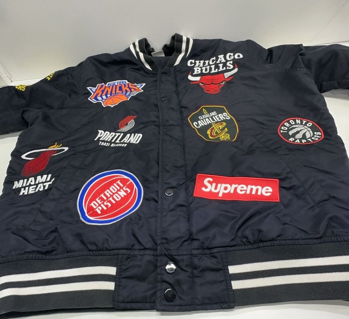 Nike × Supreme Supreme x Nike x NBA 18SS Teams Warm Up Jacket in black Size US M / EU 48-50 / 2 - 12 Thumbnail