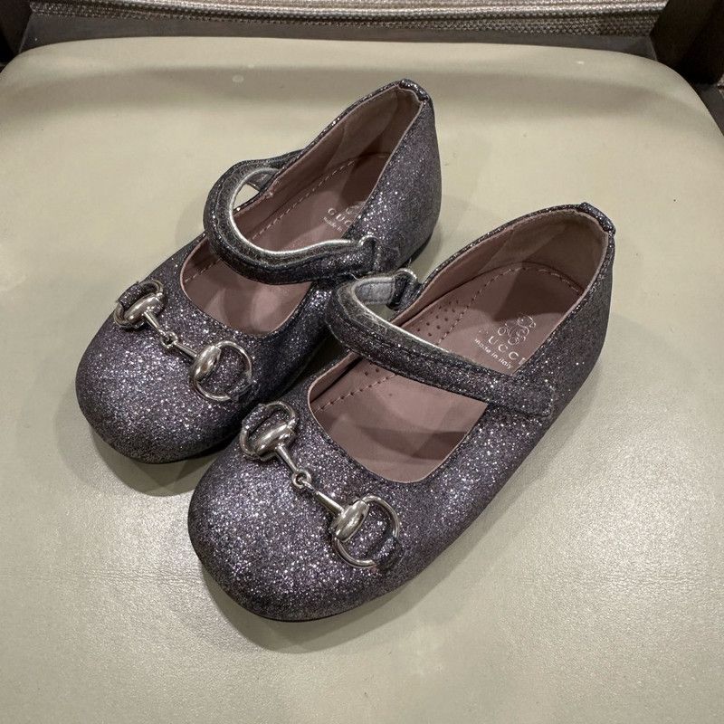 Gucci Gucci Gray Glitter Child's Flats 0079 Size US 5 / EU 37 - 1 Thumbnail