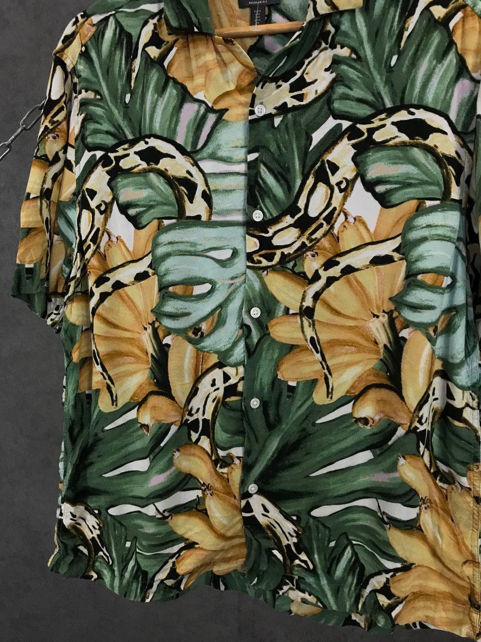 Other H&M art crazy Hawaiian shirt Size US M / EU 48-50 / 2 - 3 Thumbnail
