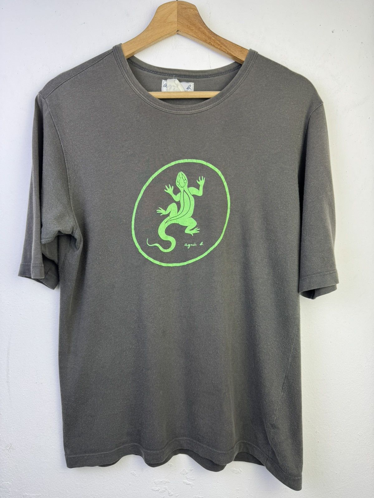 Vintage 90s agnès b. men's lizard logo graphic t-shirt