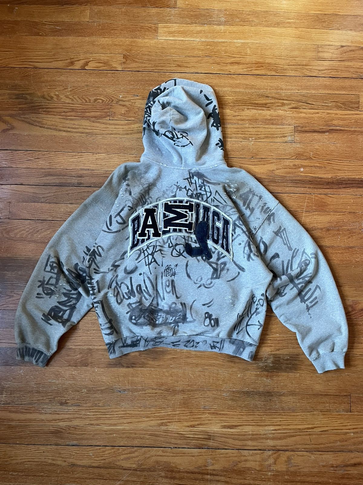 Balenciaga Balenciaga Grey Skater Zip-Up Hoodie Size US S / EU 44-46 / 1 - 7 Thumbnail
