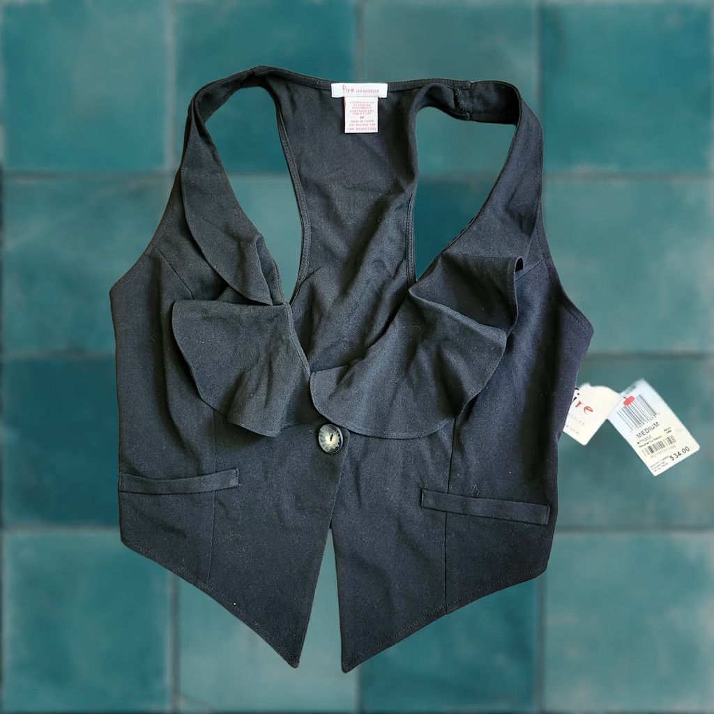Vintage Fire Los Angeles Junior Black One Button Vest Top M NWT Size M / US 6-8 / IT 42-44 - 1 Thumbnail