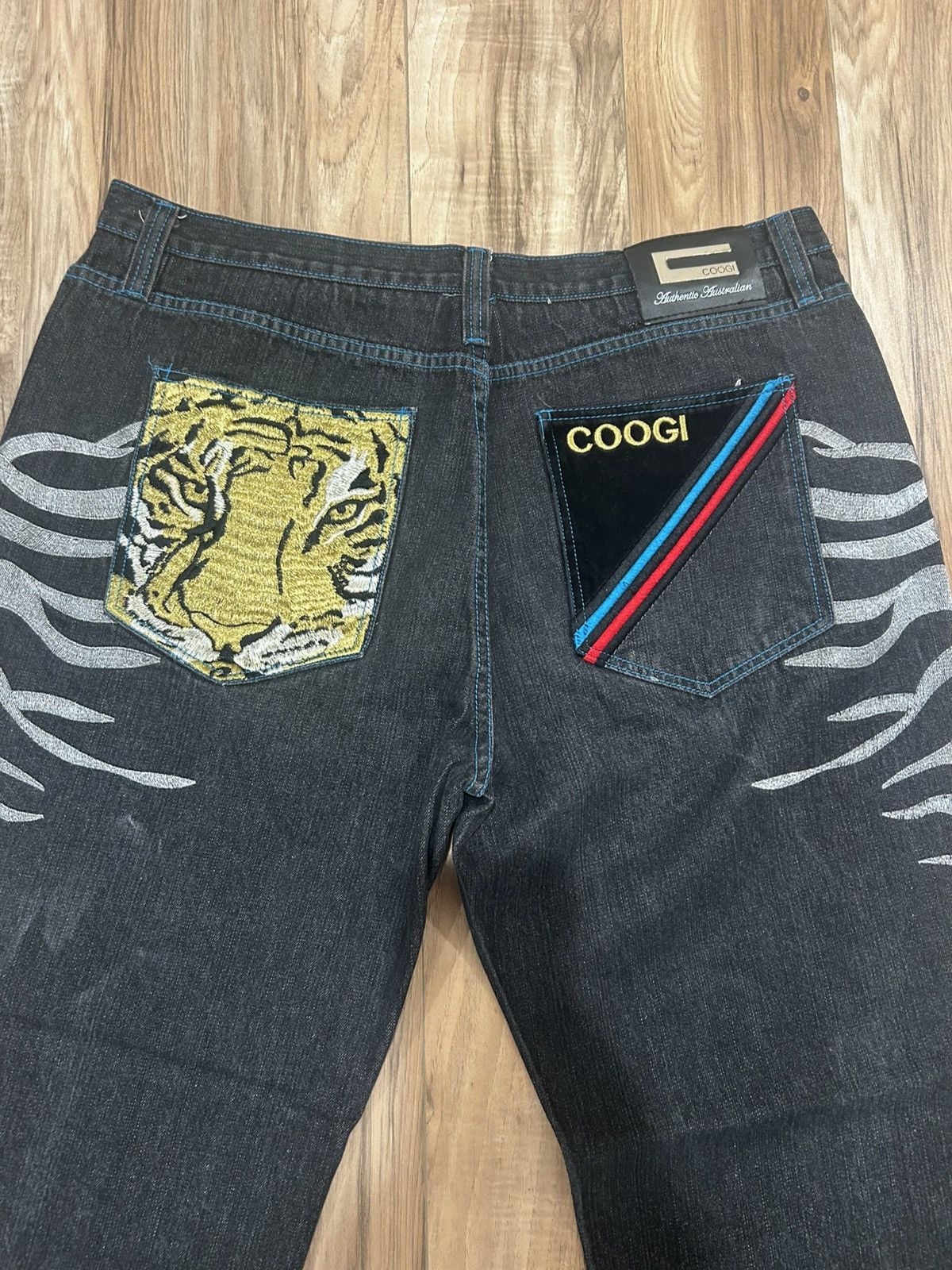 Coogi Vintage Y2K baggy coogi tiger denim jeans with embroidery Size US 42 / EU 58 - 2 Thumbnail