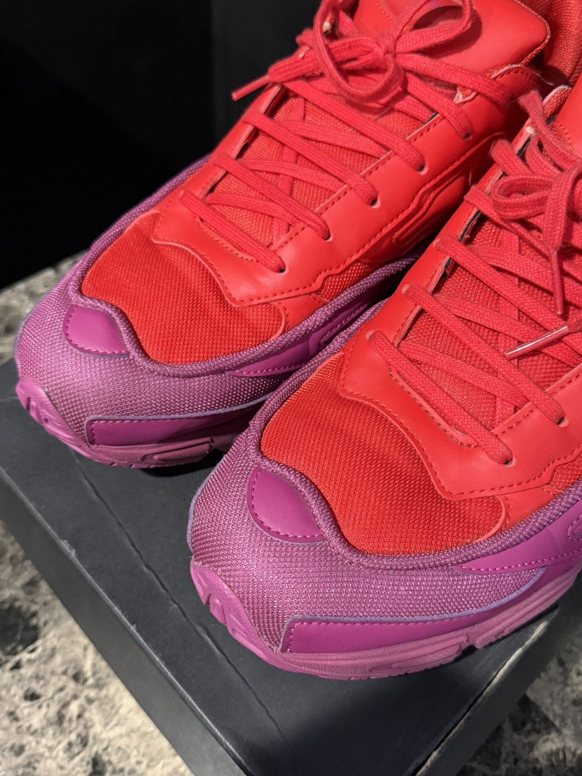 Adidas × Raf Simons adidas Raf Simons x Ozweego Size US 12 / EU 45 - 7 Thumbnail