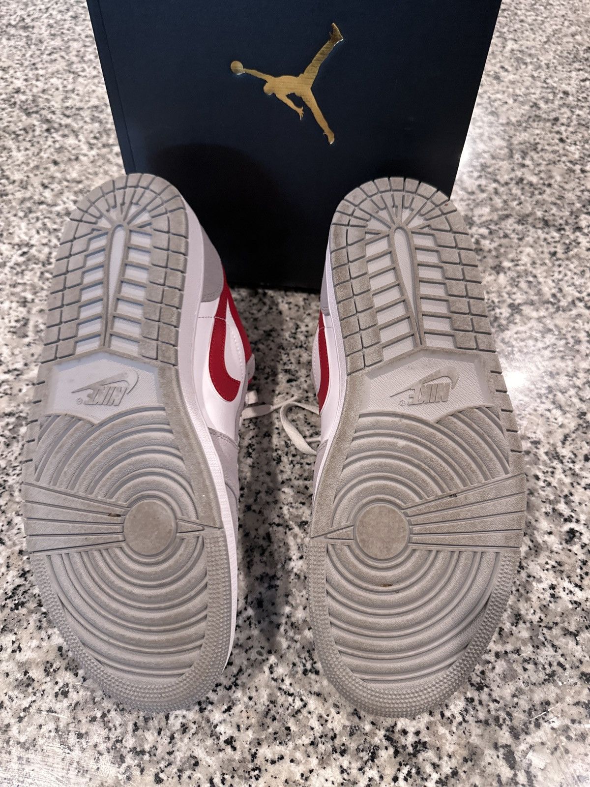 Nike Air Jordan 1 Low SE Size US 10.5 / EU 43-44 - 3 Thumbnail