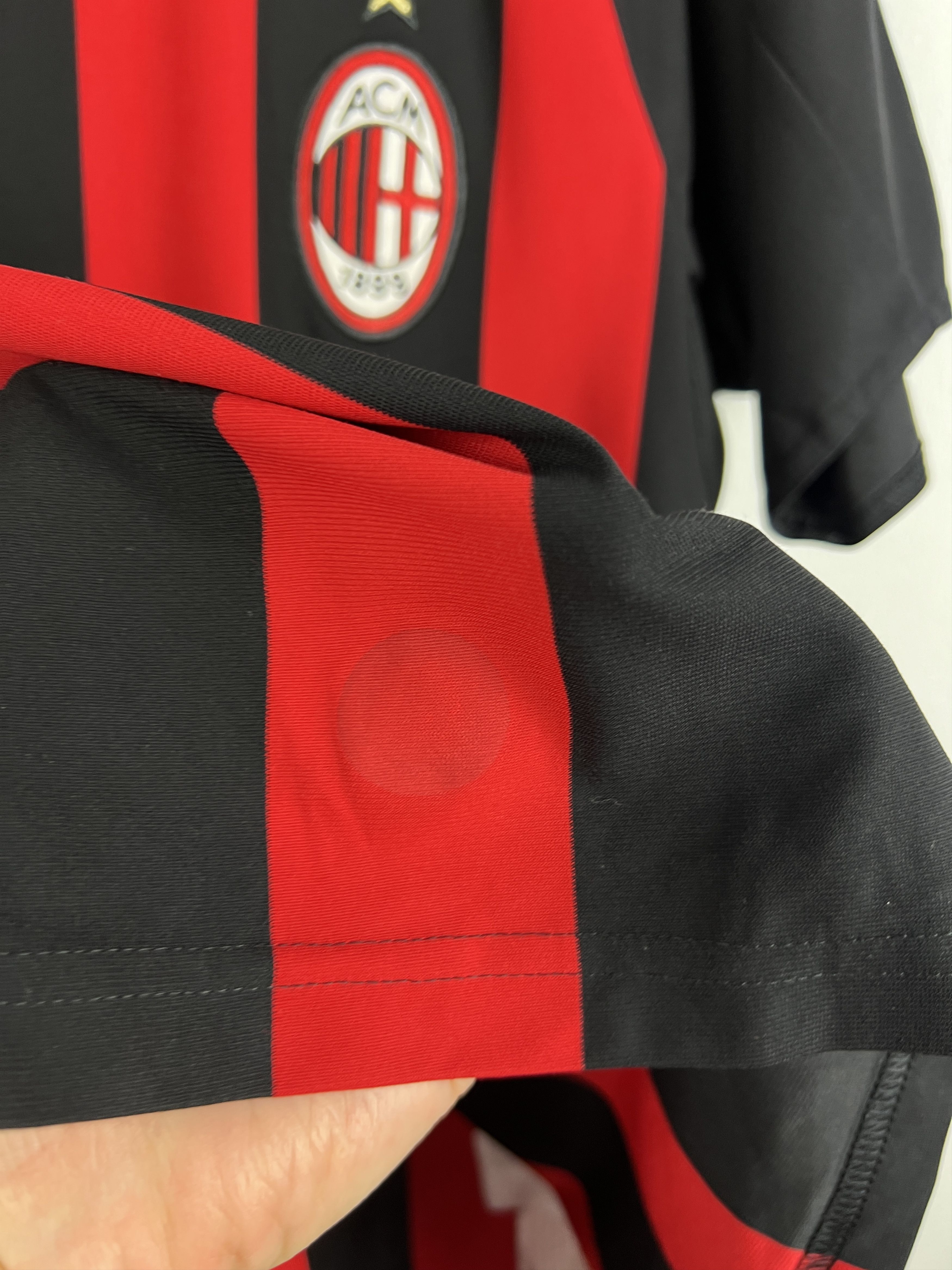 Adidas AC Milan football shirt Soccer Maglia Jersey Size Boys L Size US XXS / EU 40 - 5 Thumbnail