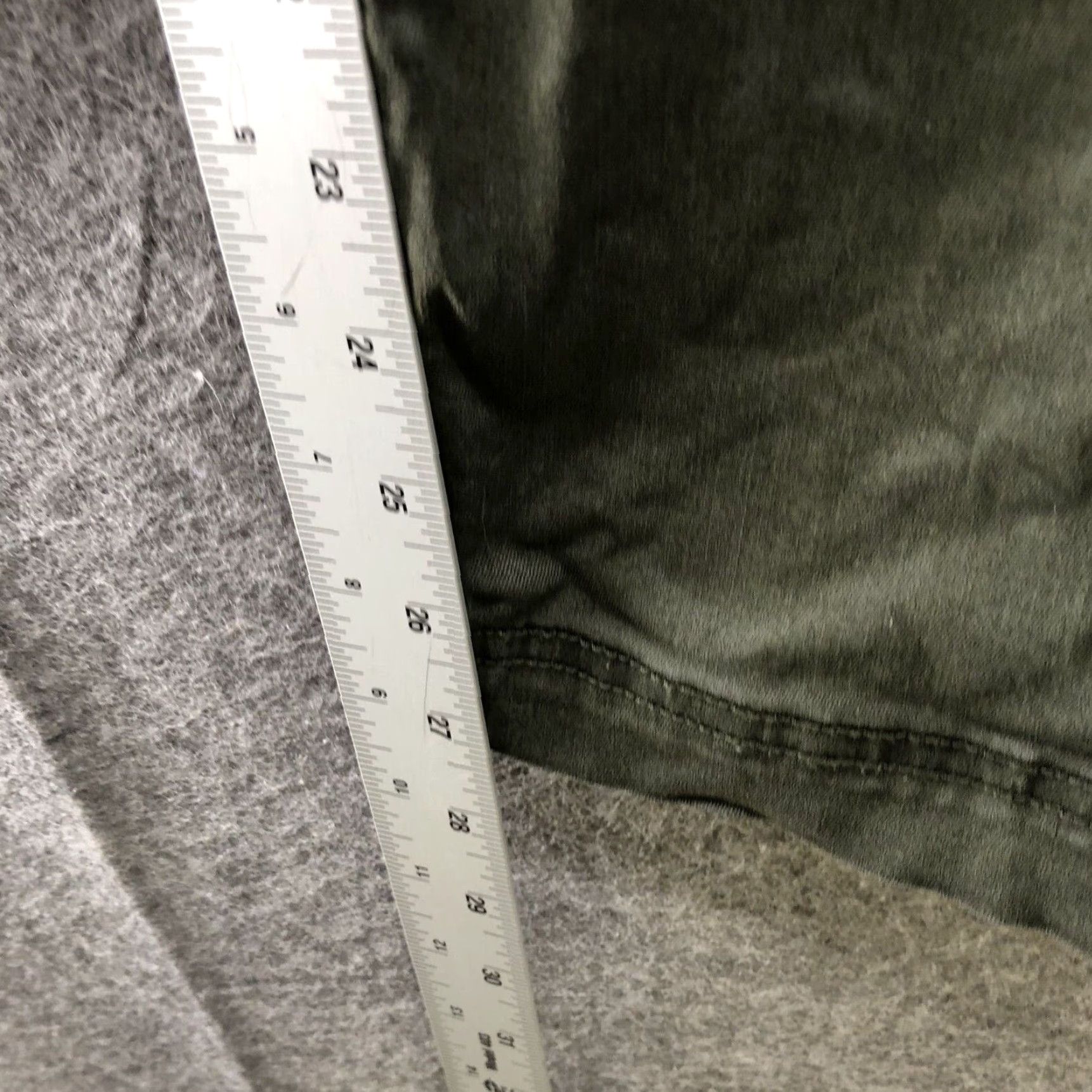H&M H&M Womens High Rise Cargo Jeans Army Green Size 18 Extra Large XL Skinny Slim Size 40" / US 18 - 7 Thumbnail