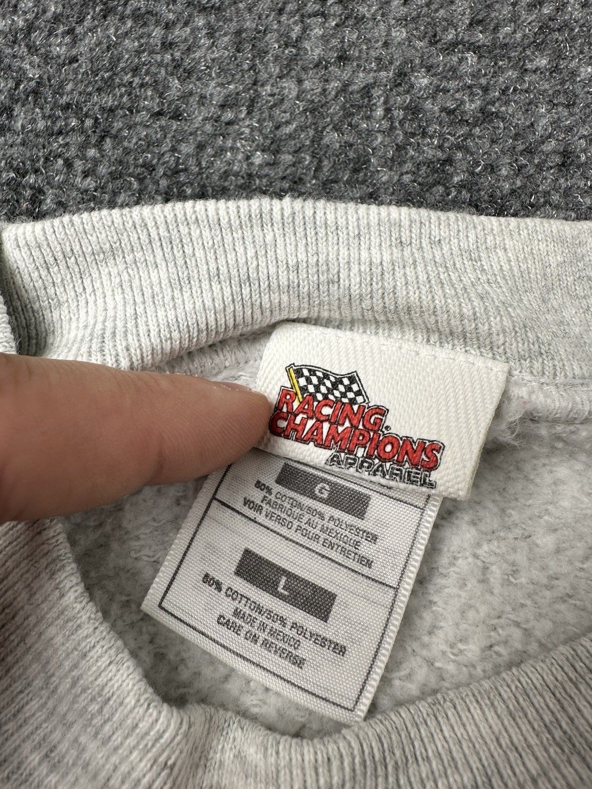 Other Mens Crewneck Sweatshirt Jimmie Johnson Lowe’s 2006, Size L Size US L / EU 52-54 / 3 - 5 Thumbnail