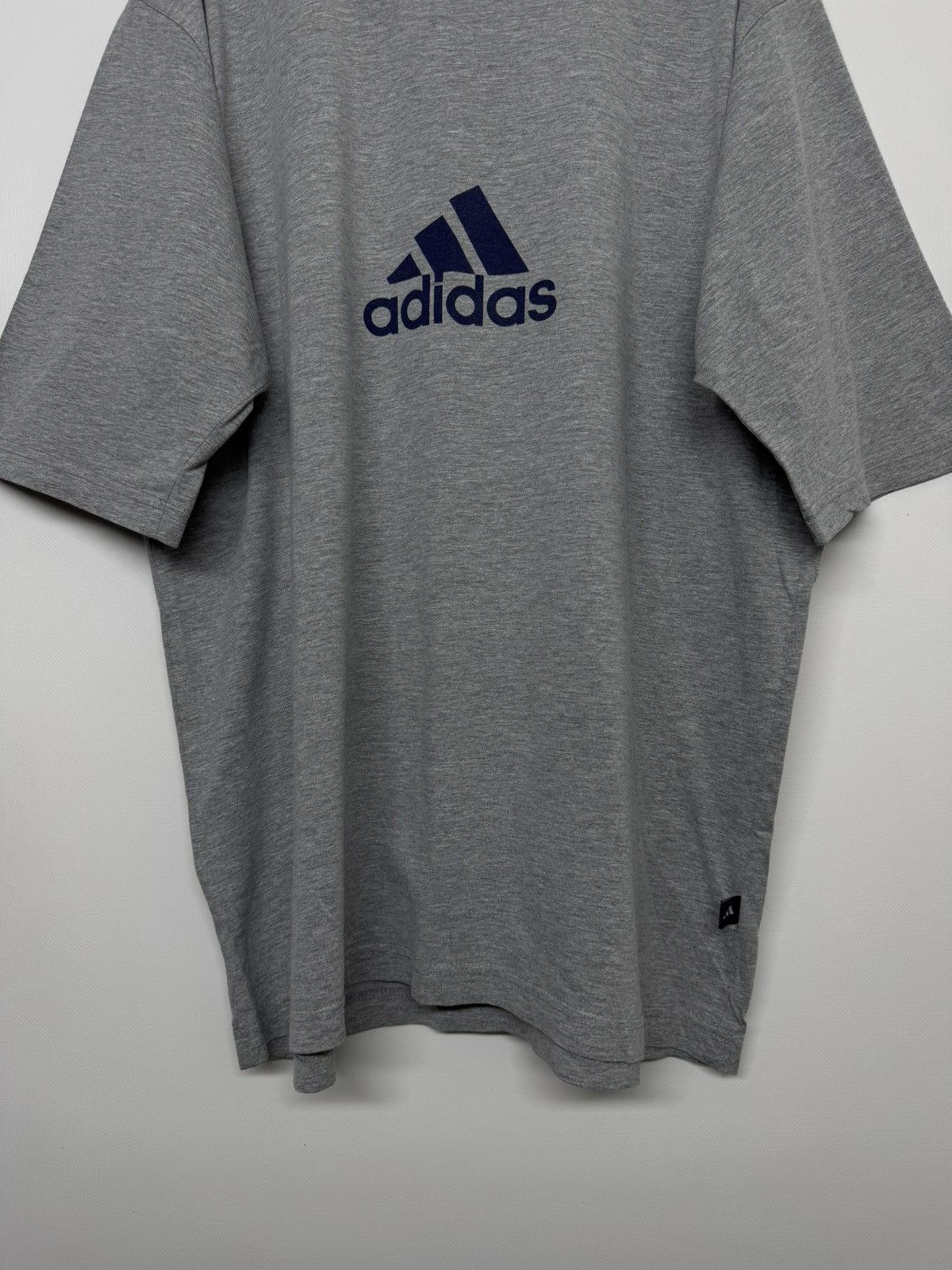 Adidas Vintage Adidas Big Logo T-Shirt 90’s Size US L / EU 52-54 / 3 - 7 Thumbnail