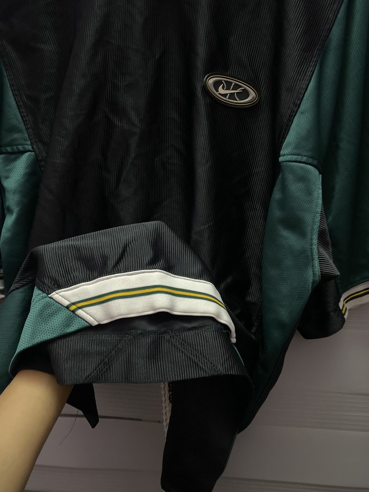Nike RARE Vintage 90s Nike Rubber Patches Jersey Size US L / EU 52-54 / 3 - 6 Thumbnail
