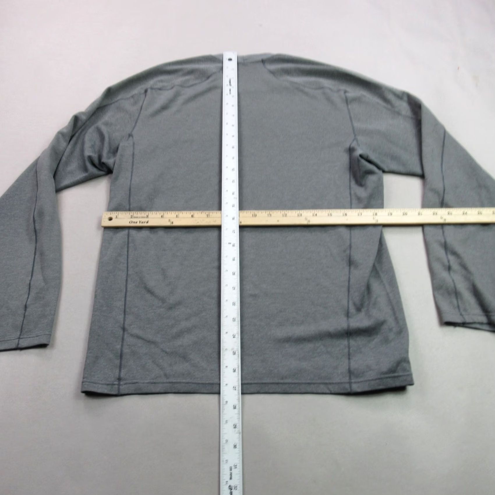 Patagonia Patagonia Shirt Mens M Long Sleeve Crew Gray Lightweight Casual Accessory: Logo Size US M / EU 48-50 / 2 - 7 Thumbnail