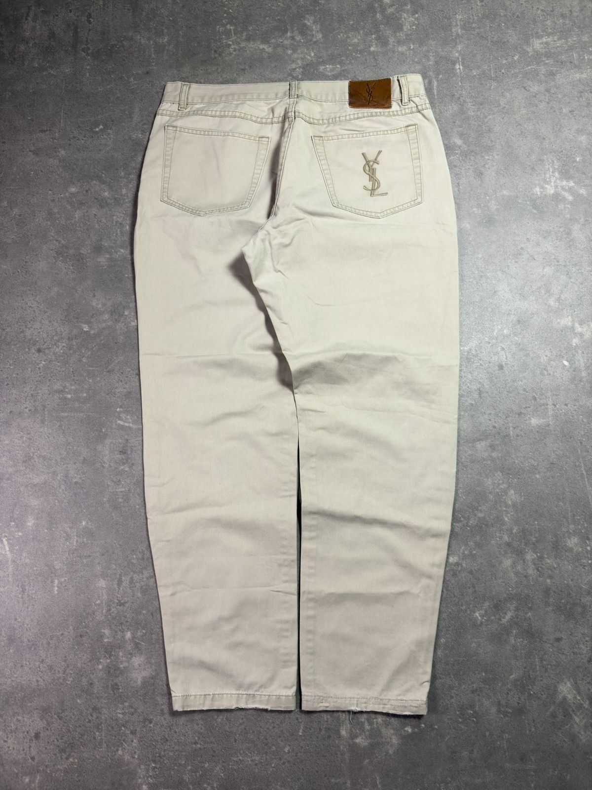 Yves Saint Laurent Yves Saint Laurent YSL Back Logo Beige Trousers Pants 34 Size US 34 / EU 50 - 1 Thumbnail