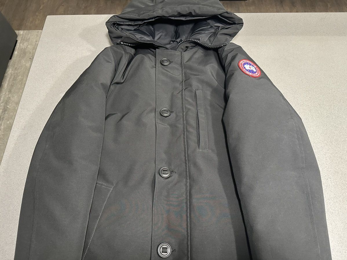 image of Canada Goose Chateau Parka in Black, Men's (Size Medium)