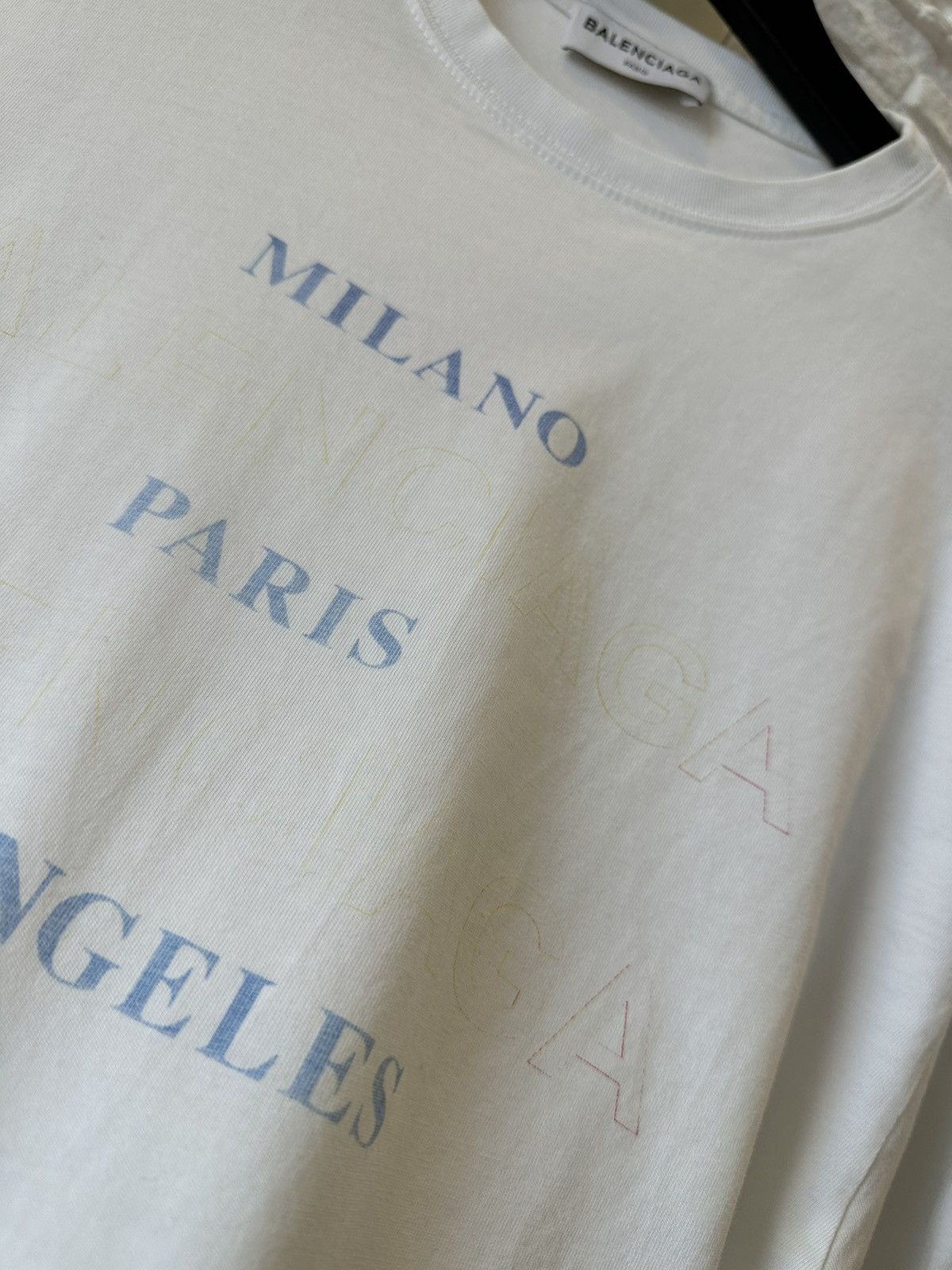 Balenciaga Balenciaga Paris T-shirt Size US S / EU 44-46 / 1 - 4 Thumbnail