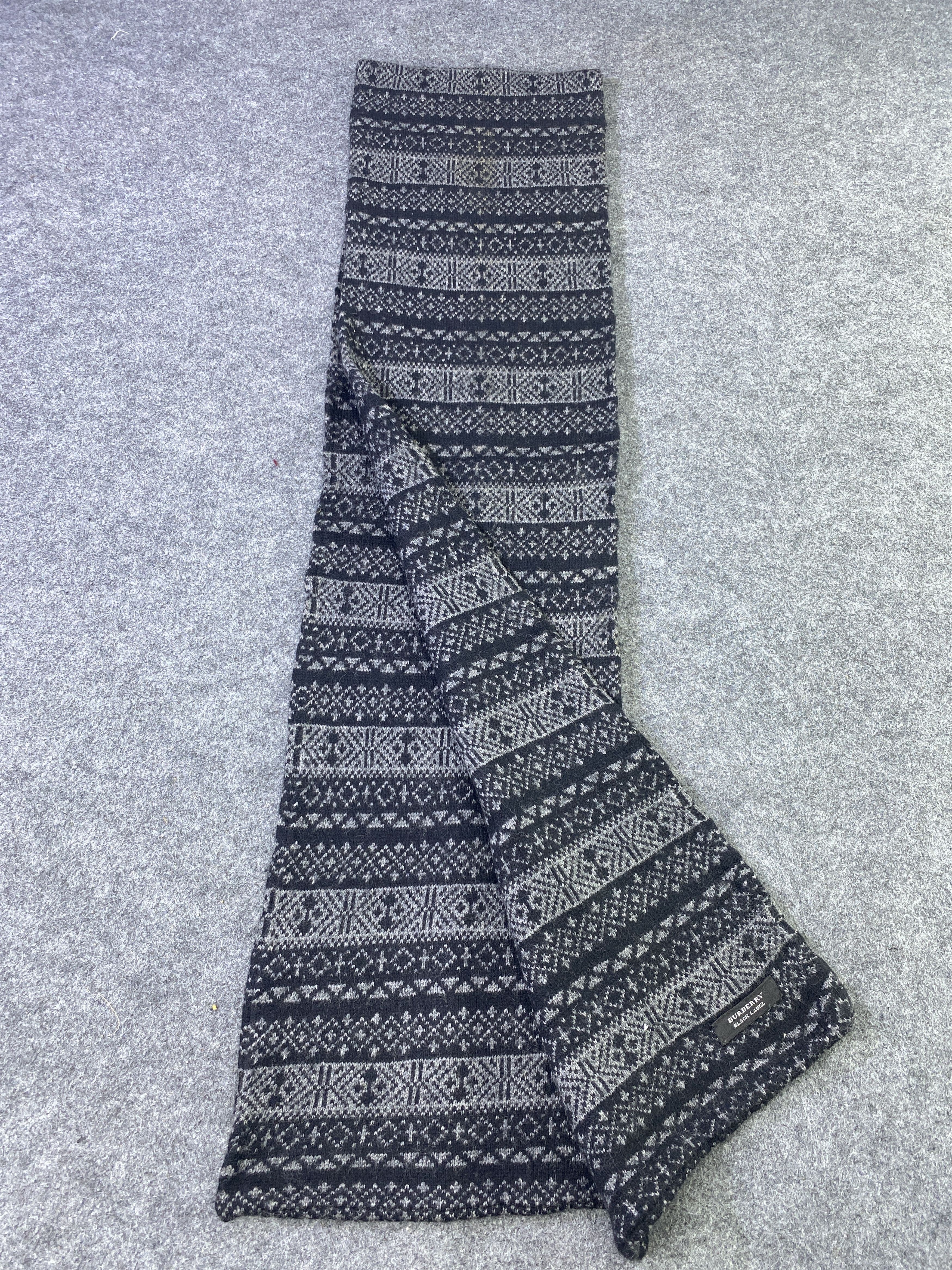 Burberry BURBERRY BLACK LABEL Scarf / Muffler / Neckwear -T723 Size ONE SIZE - 3 Thumbnail