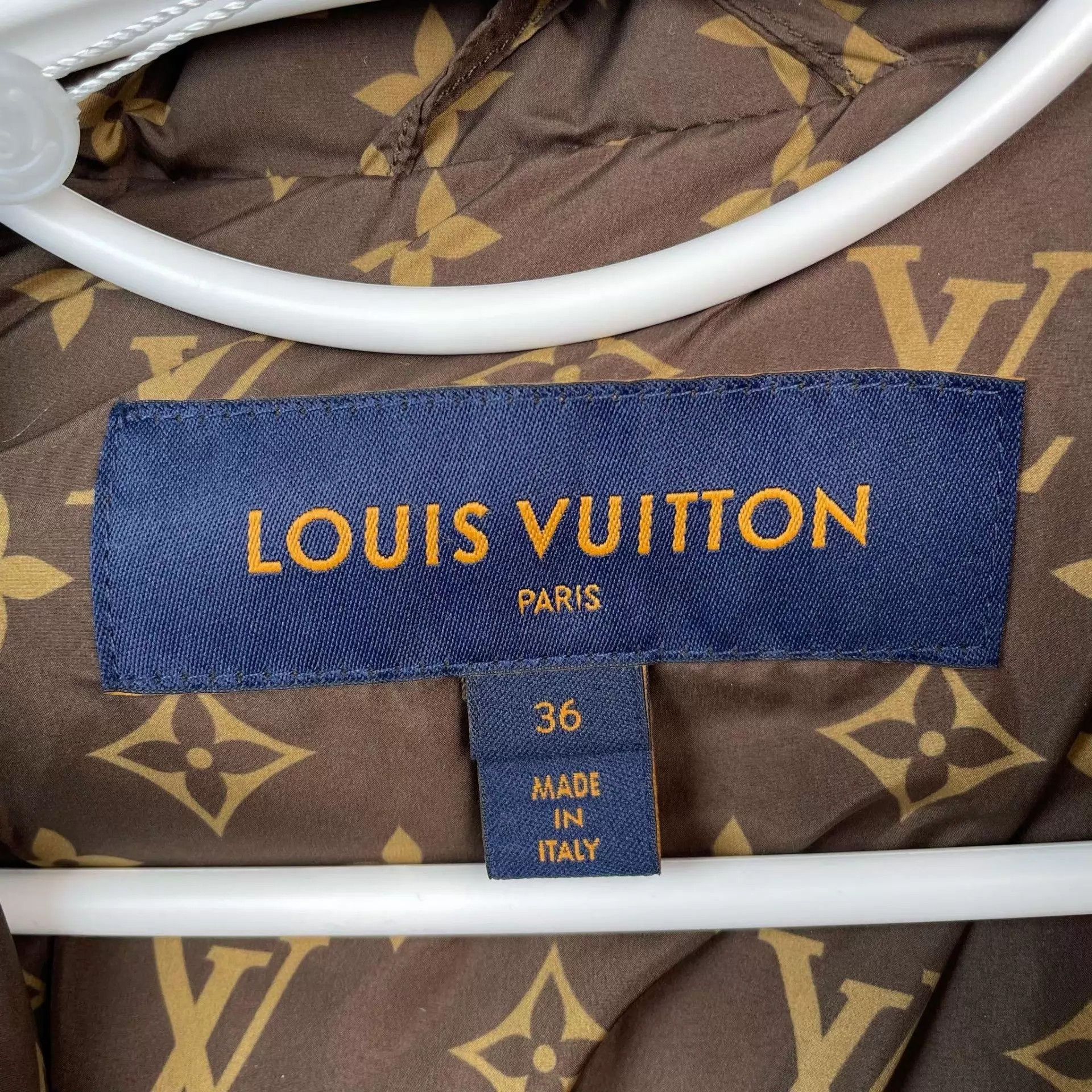 Louis Vuitton LV white lining all over print down jacket 36 Size XS / US 0-2 / IT 36-38 - 5 Thumbnail