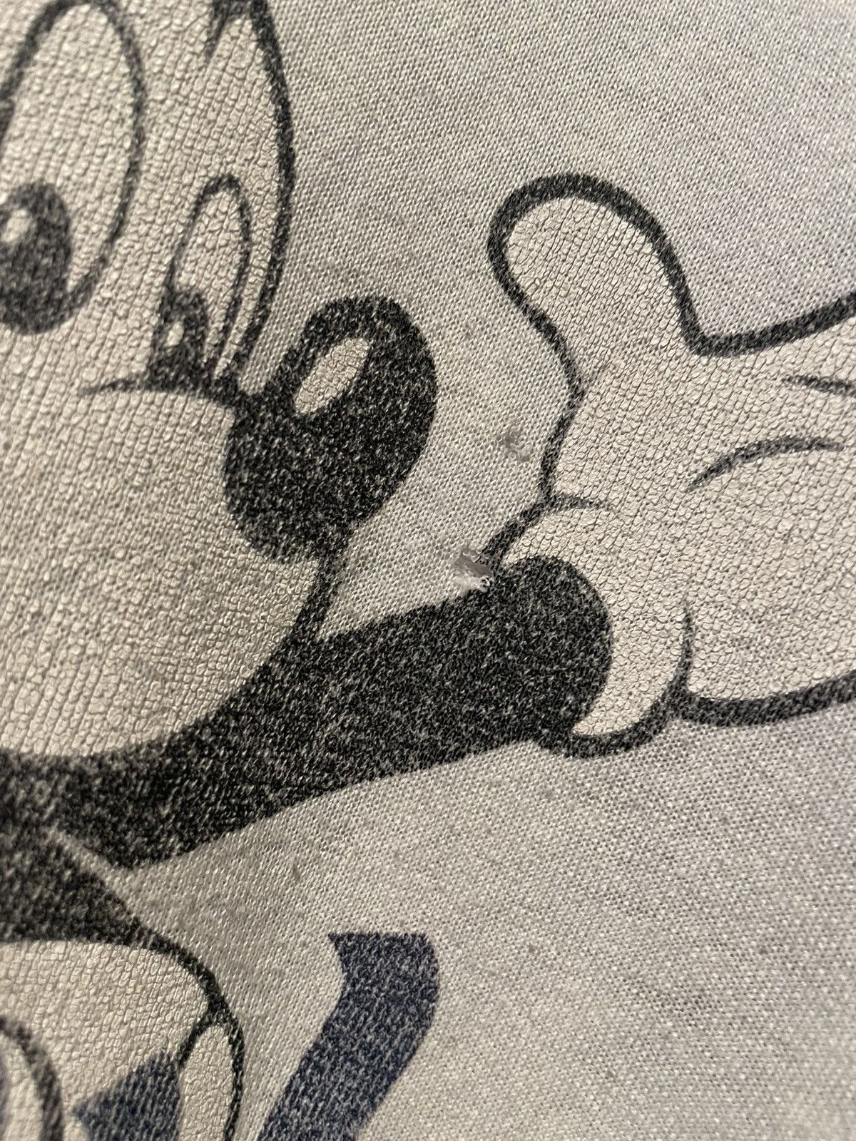 Disney Vintage Mickey Mouse crewneck Size US L / EU 52-54 / 3 - 3 Thumbnail