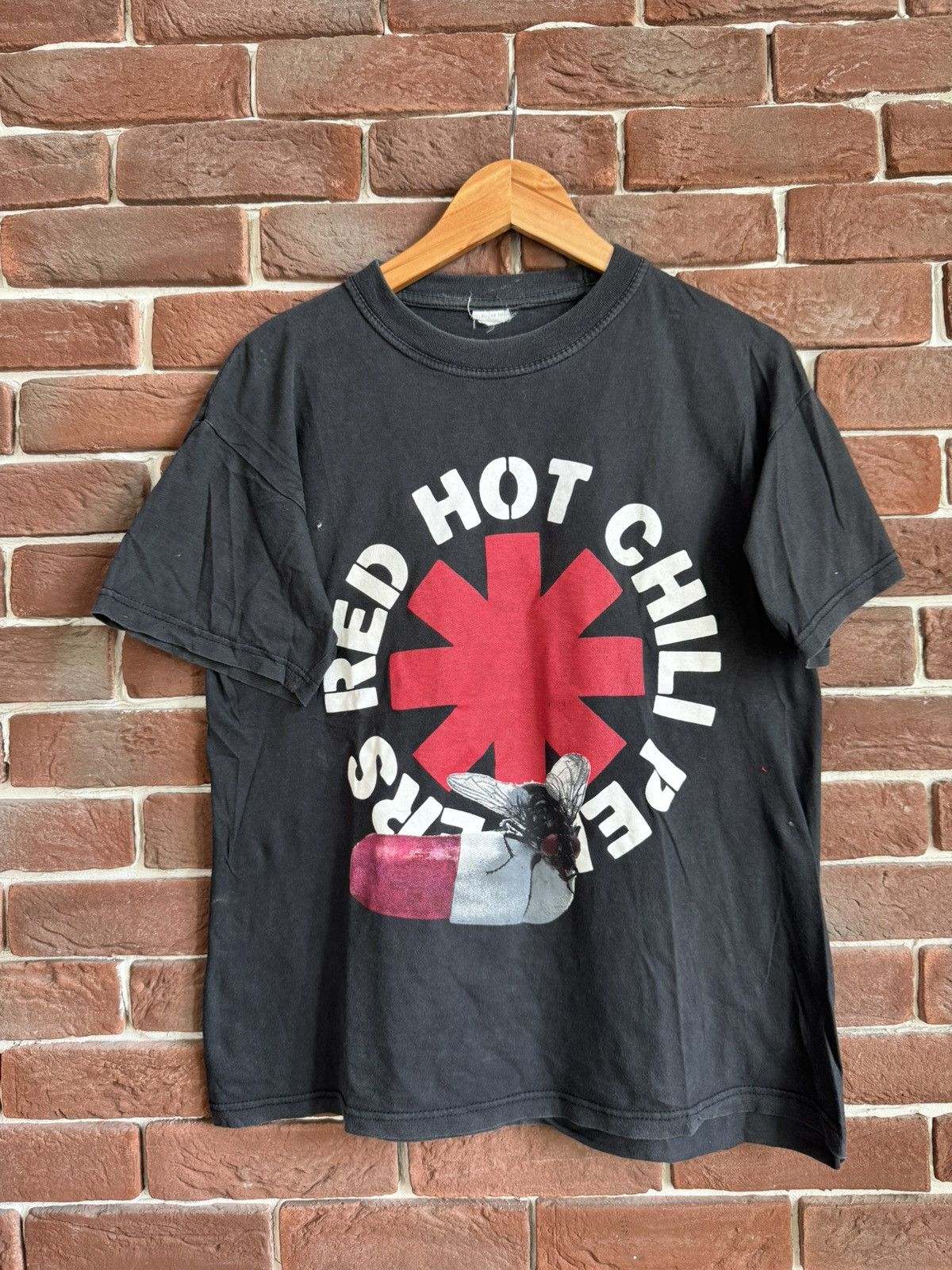 Band Tees 00s Red Hot Chilli Peppers I’m with you M Rock Band Tour Tee Size US M / EU 48-50 / 2 - 1 Thumbnail