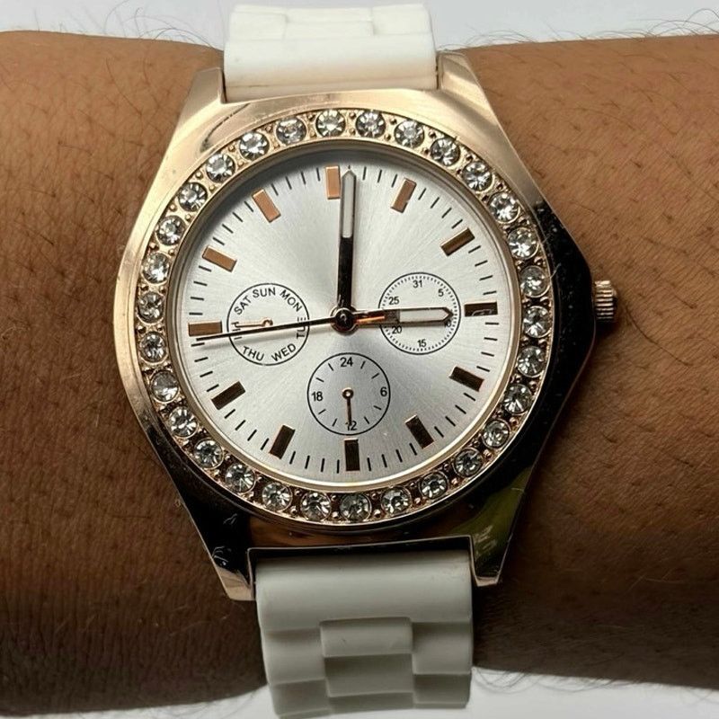 Other White & Gold Watch Size ONE SIZE - 1 Thumbnail