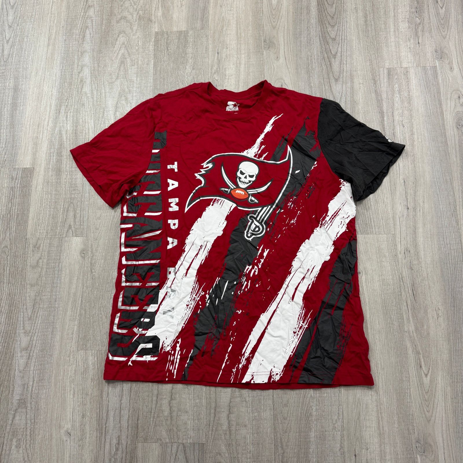 Starter Starter Tampa Bay Buccaneers Shirt Mens 2XL Red All Over Size US XXL / EU 58 / 5 - 1 Thumbnail